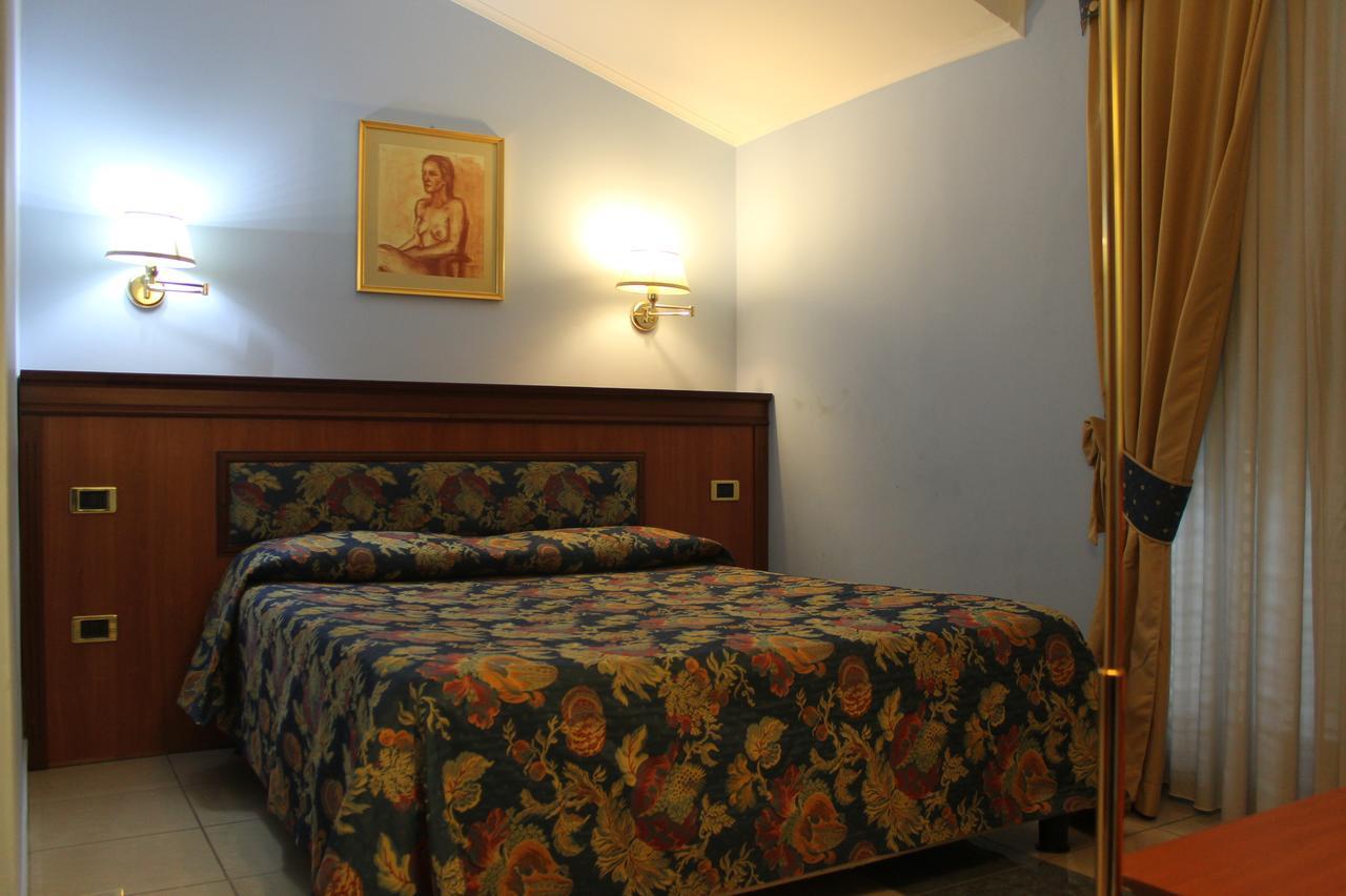 Hotel Malaga Avellino Exterior photo