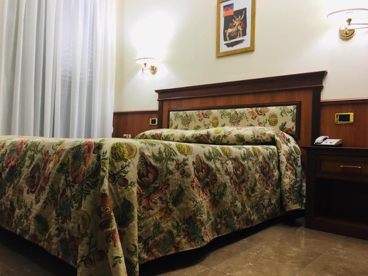 Hotel Malaga Avellino Exterior photo